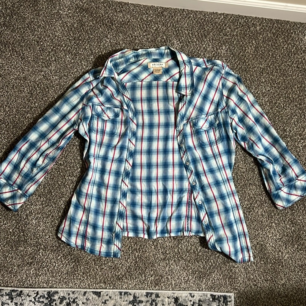 Thin plaid shirt